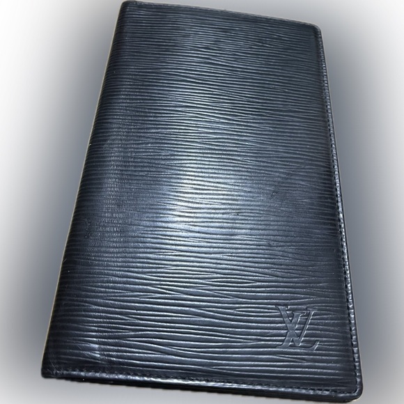 Louis Vuitton EPI Black Leather Wallet - Picture 1 of 15